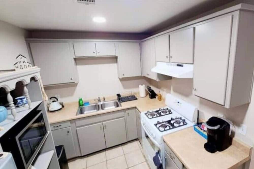 Photo of Kitchen in Exeter
