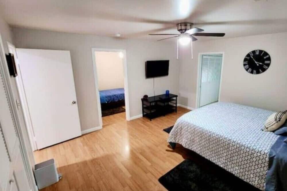 Photo of Bedroom in Exeter