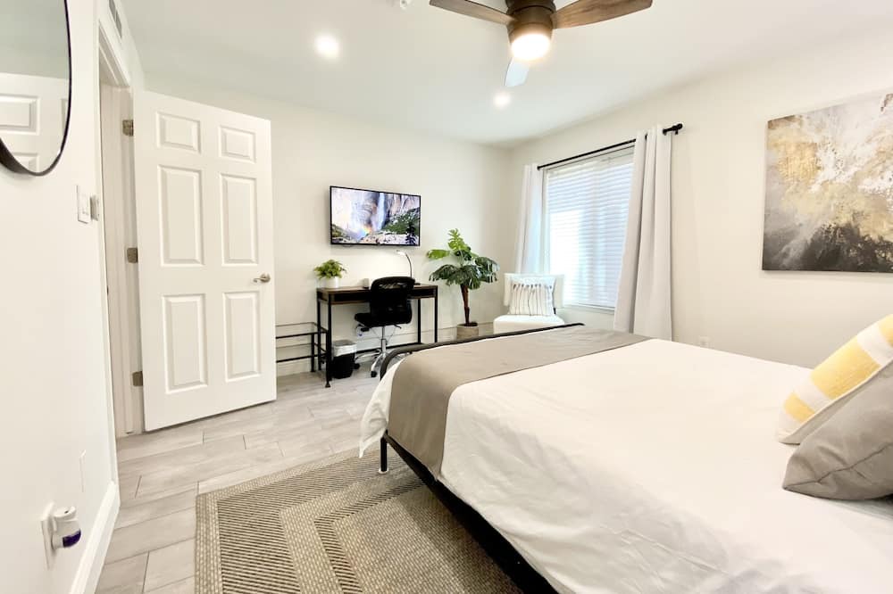 Photo of Bedroom in Downtown