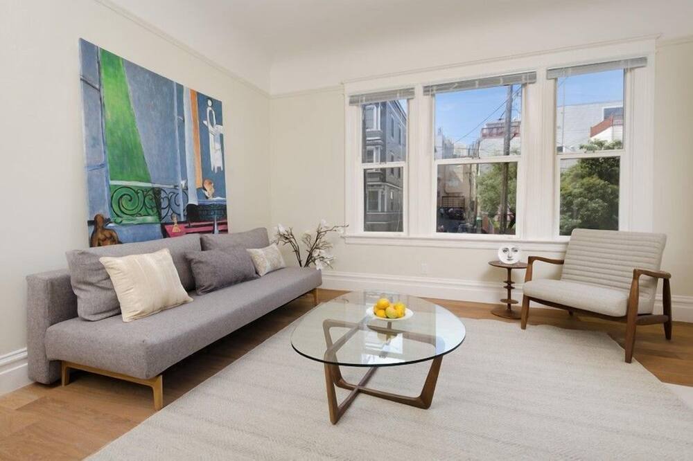 Photo of Others in Russian Hill