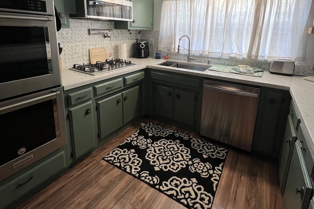 Photo of Kitchen in Greenacres