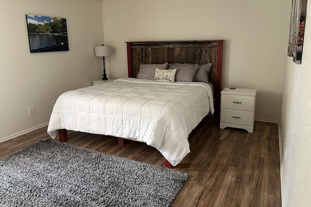 Photo of Bedroom in Greenacres