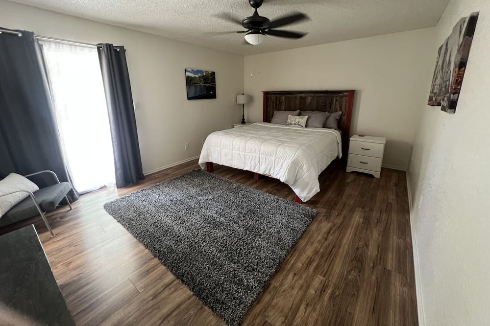 Photo of Bedroom in Greenacres