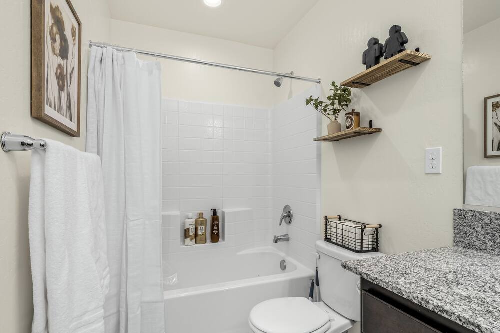 Photo of Bathroom in Hanford