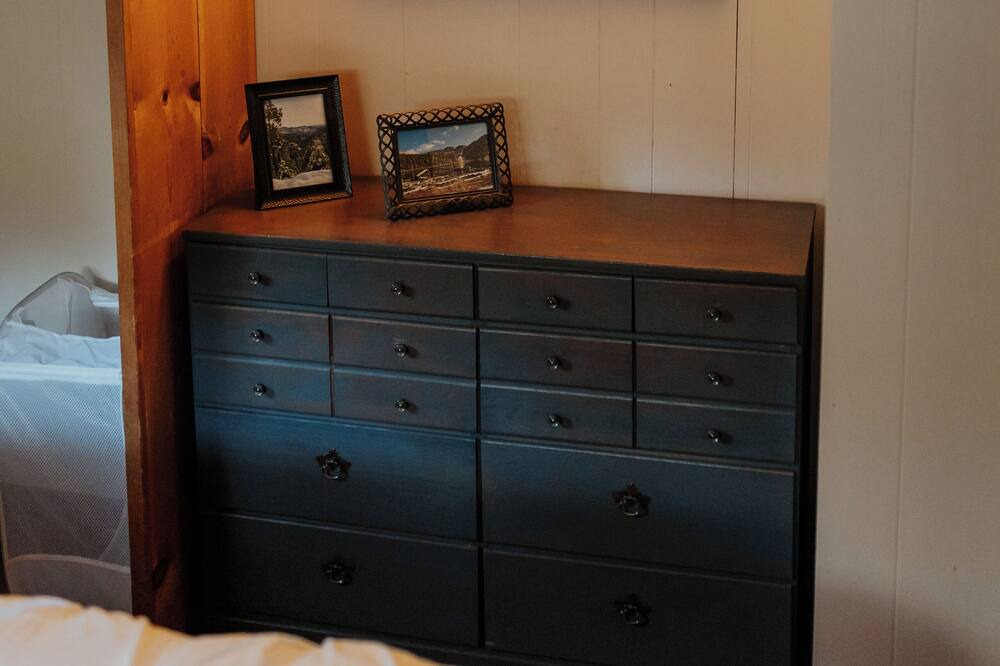 Photo of Bedroom in Coffee Creek