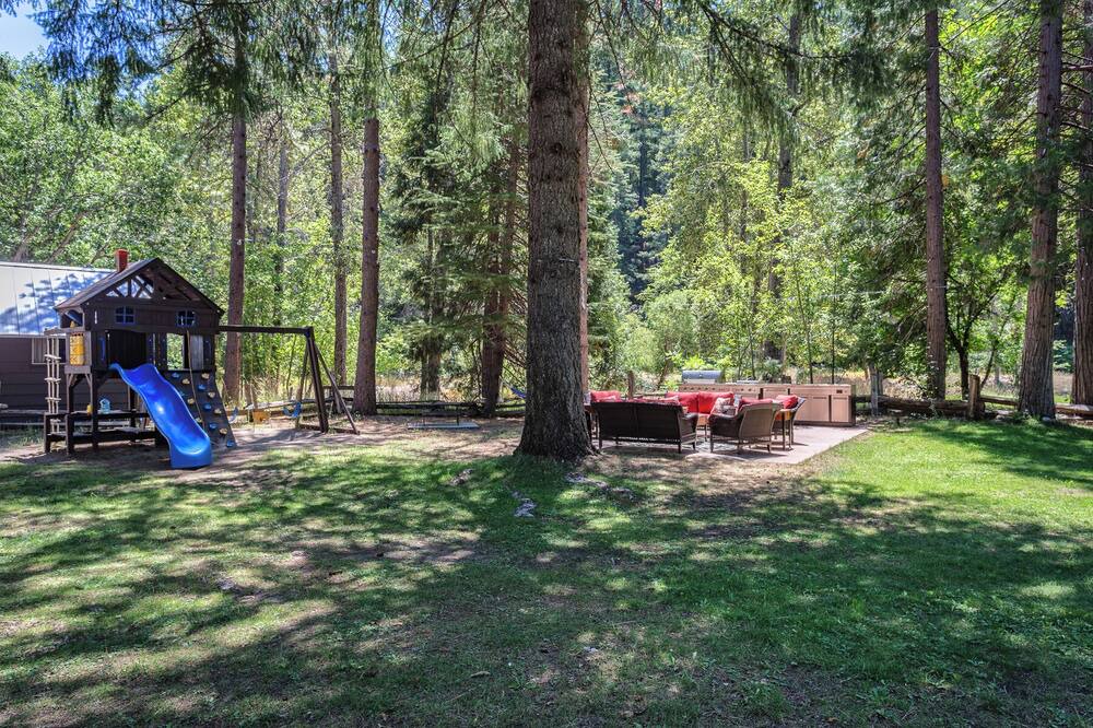 Photo of Outdoor in Coffee Creek