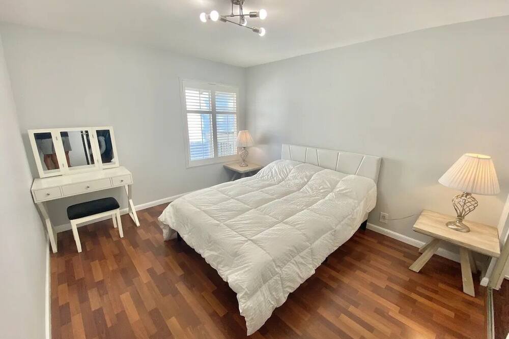 Photo of Bedroom in Walnut Creek