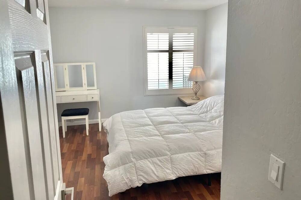 Photo of Bedroom in Walnut Creek