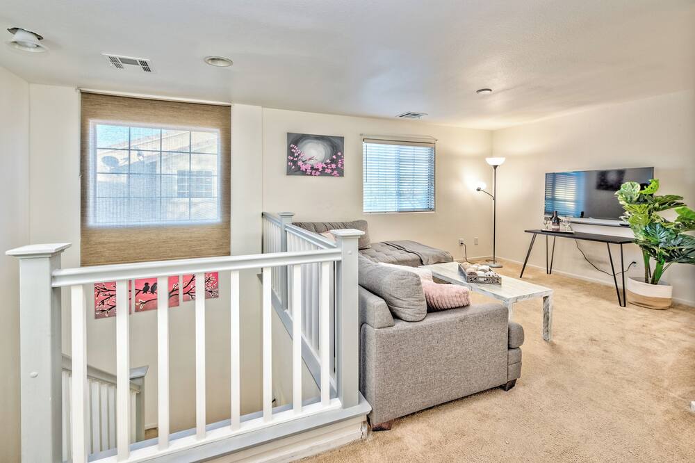 Photo of Livingroom in Rhodes Ranch
