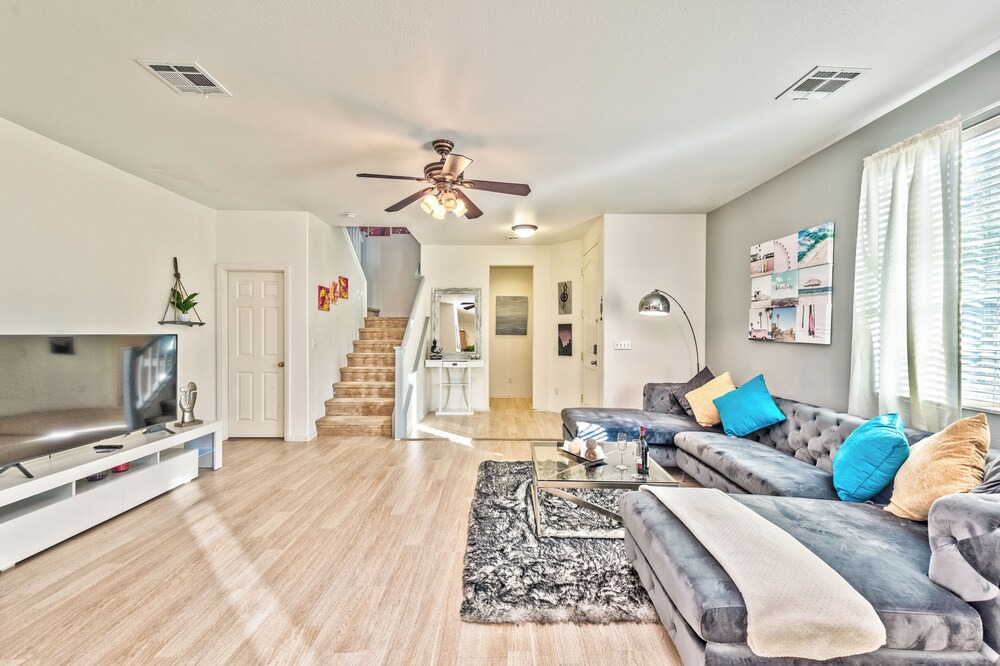 Photo of Livingroom in Rhodes Ranch