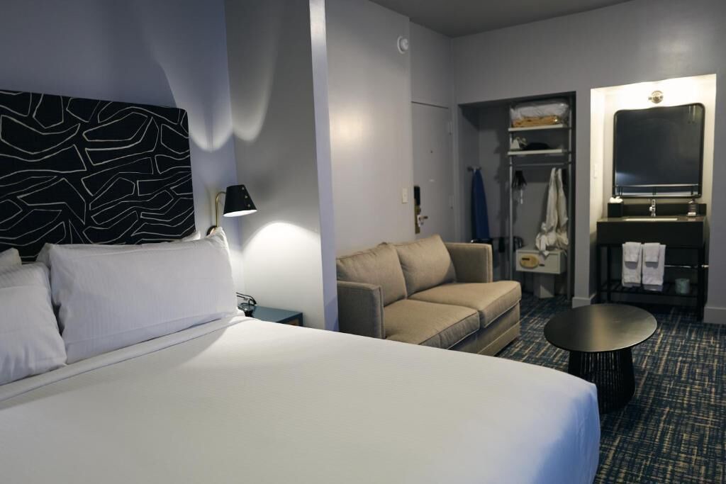 Photo of Bedroom in Downtown San Francisco