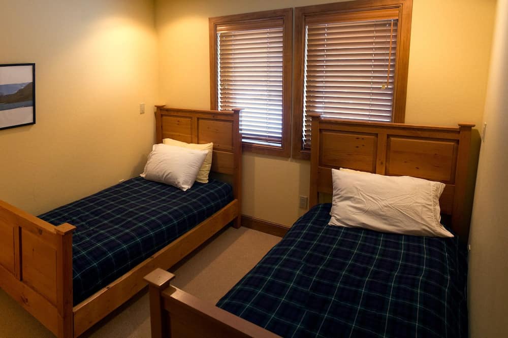 Photo of Bedroom in Sugar Bowl Resort