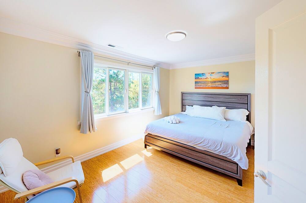Photo of Bedroom in Belmont