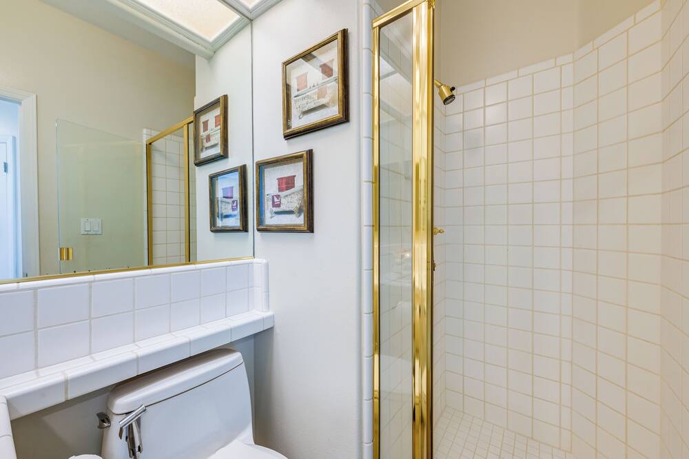 Photo of Bathroom in Greenacres