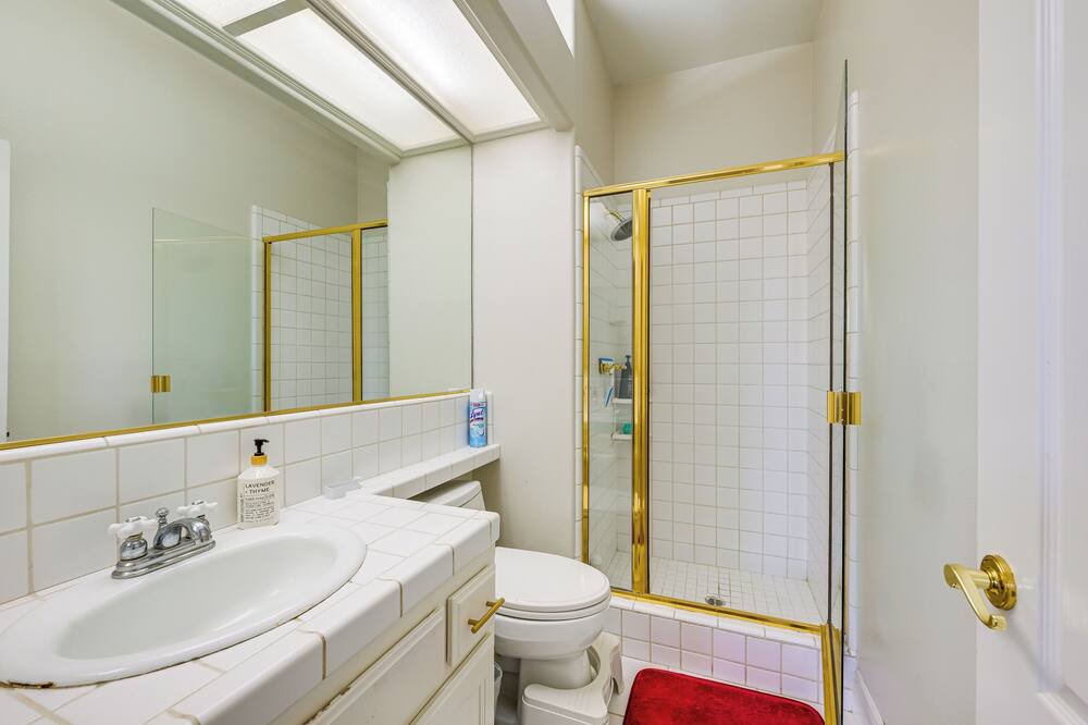 Photo of Bathroom in Greenacres