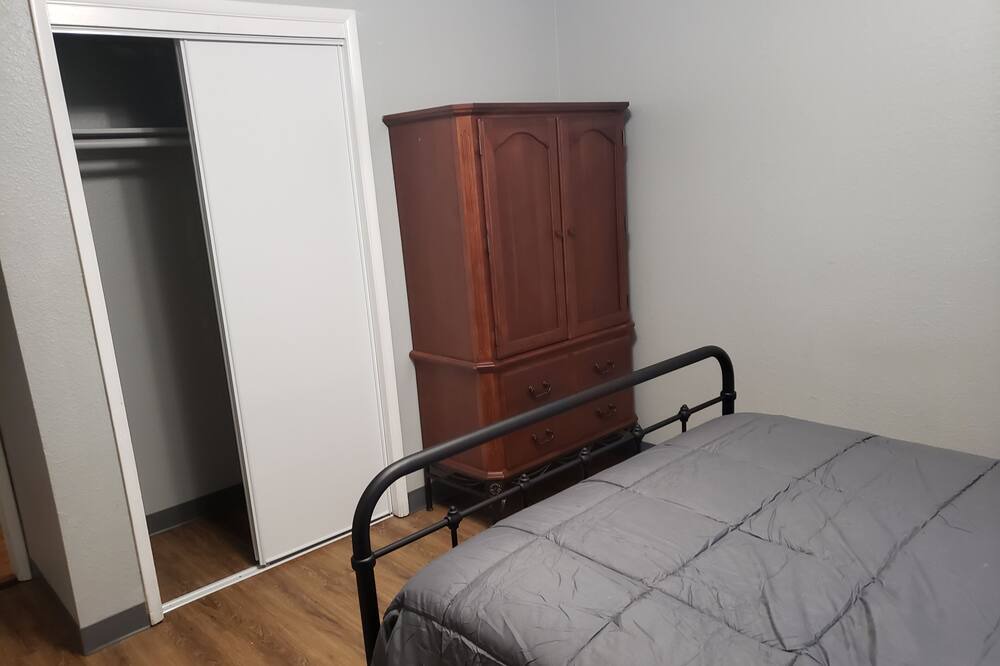 Photo of Bedroom in Merced
