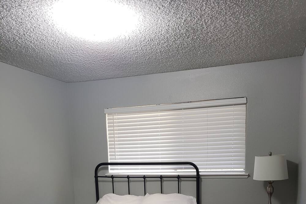 Photo of Bedroom in Merced
