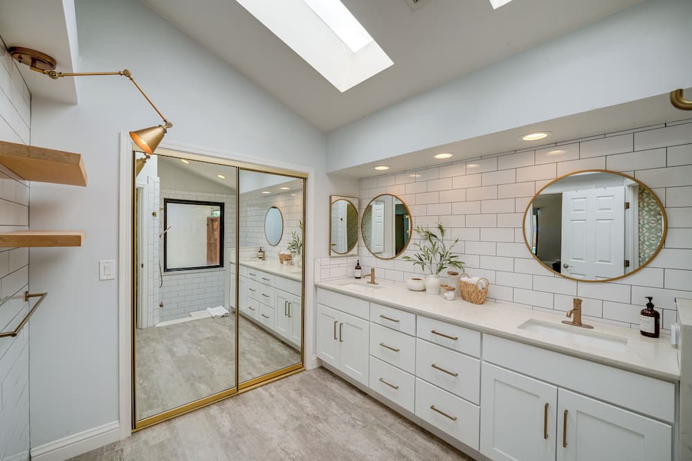 Photo of Bathroom in Greenacres