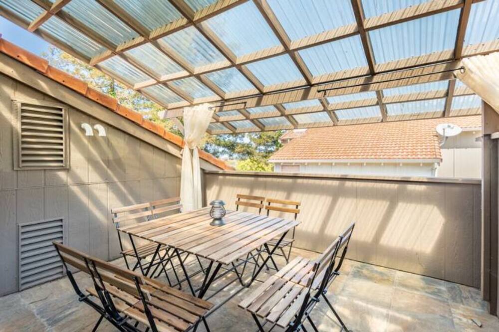 Photo of Outdoor in Hayward