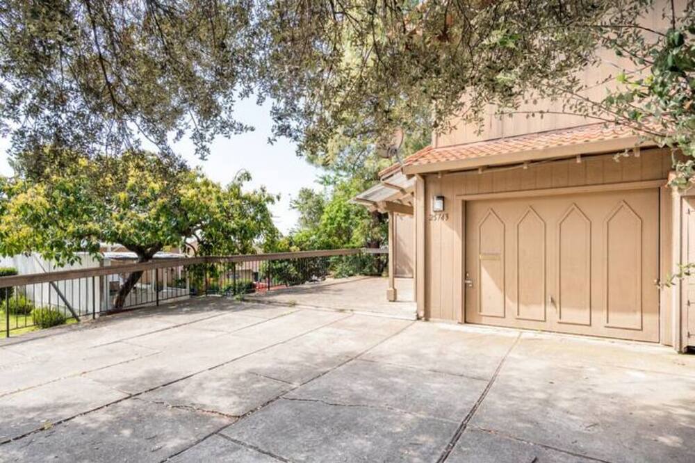 Photo of Outdoor in Hayward
