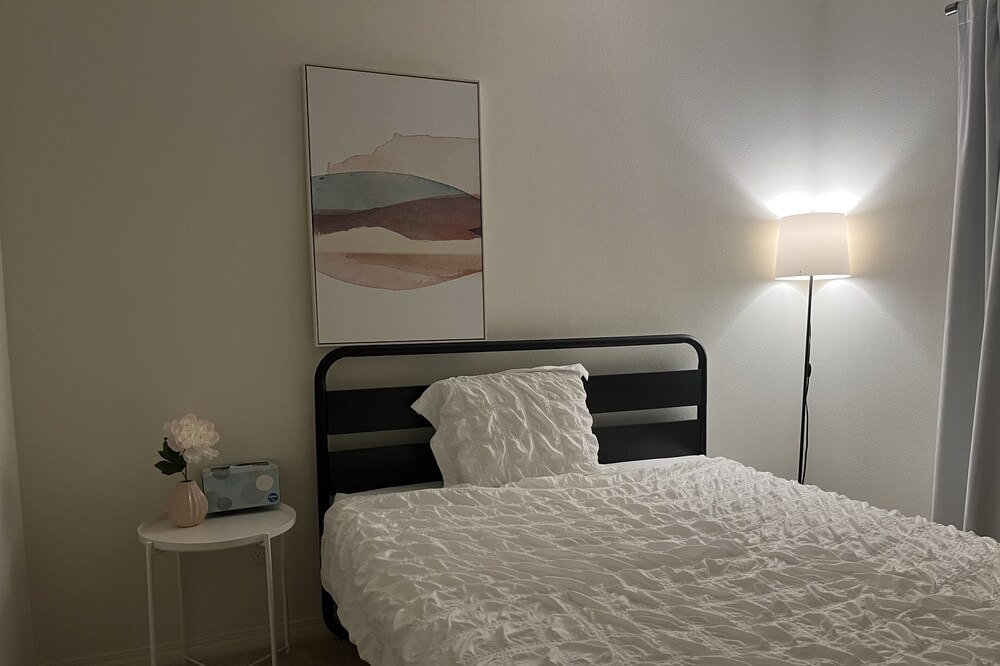 Photo of Bedroom in Jurupa Valley