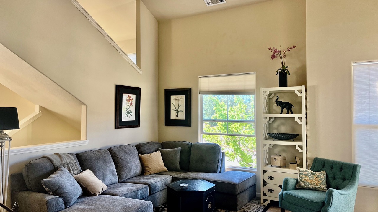 Photo of Livingroom in Reno