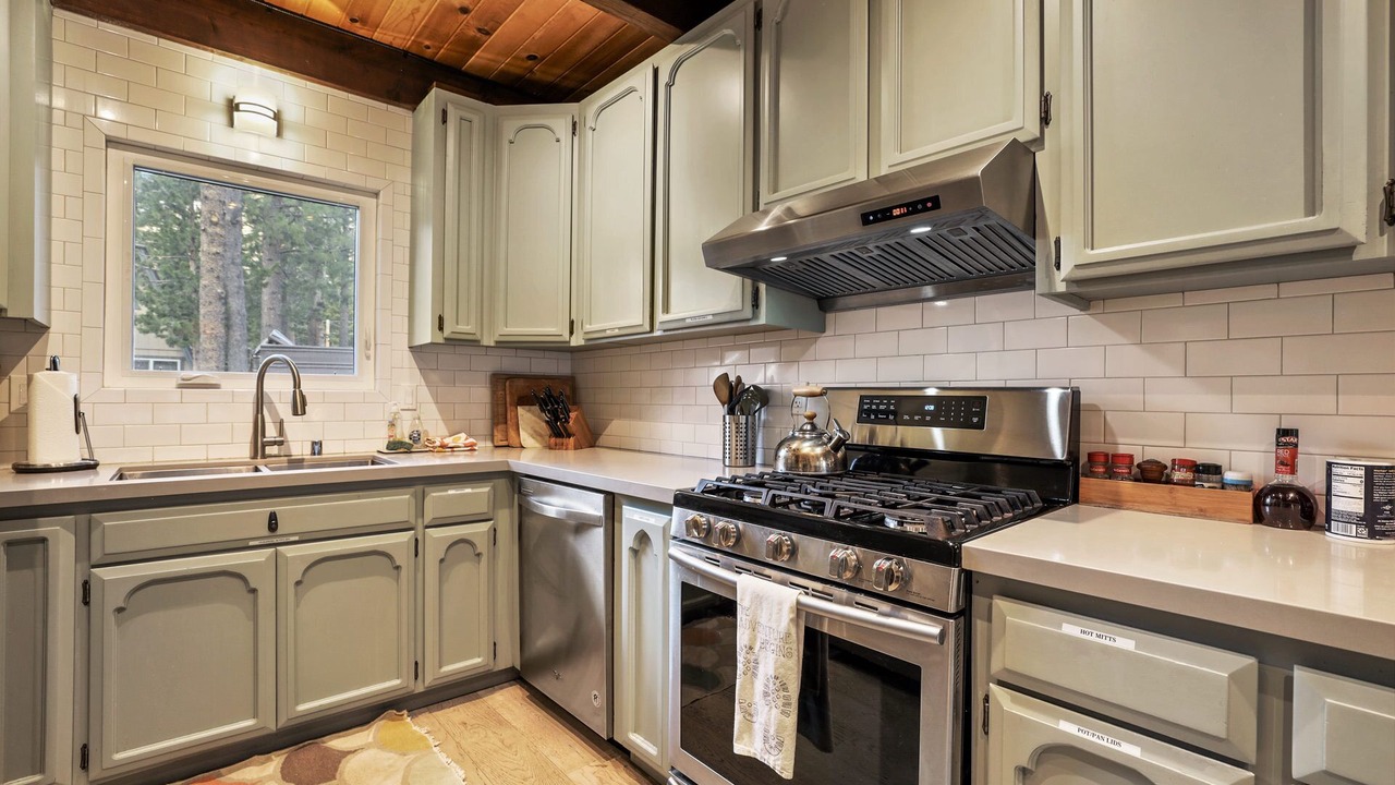 Photo of Kitchen in Tahoe Paradise