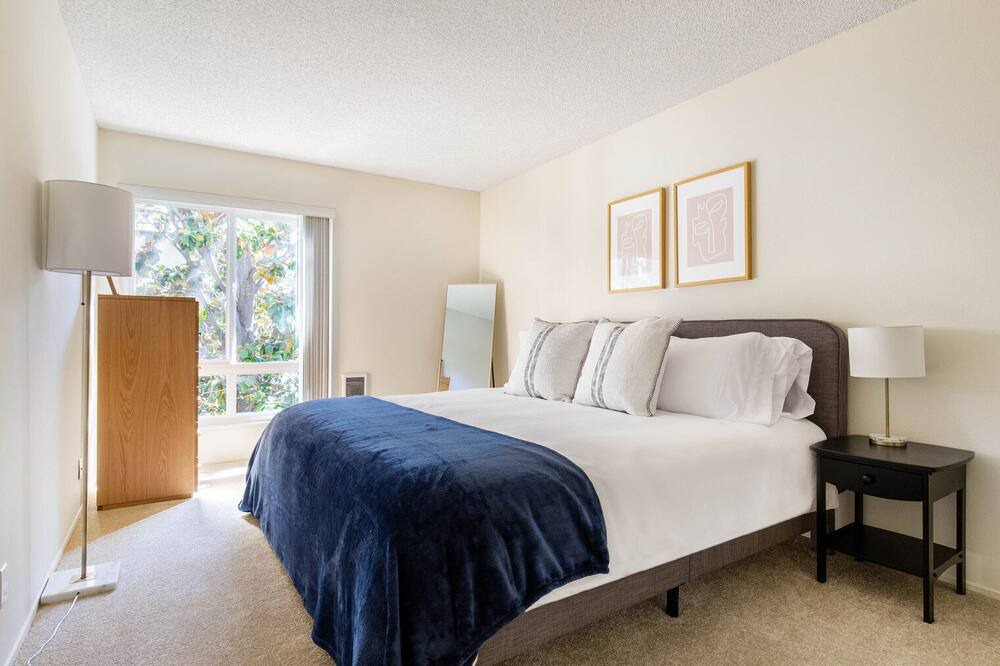 Photo of Bedroom in Palo Alto