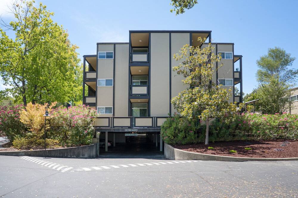 Photo of Outdoor in Palo Alto