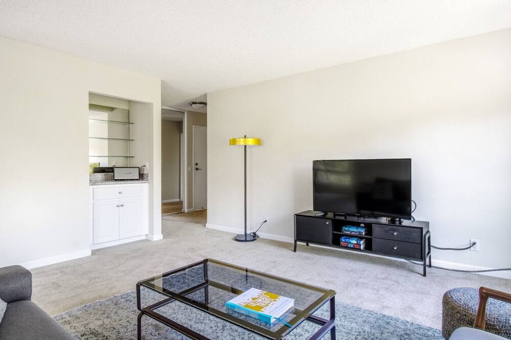 Photo of Livingroom in Palo Alto