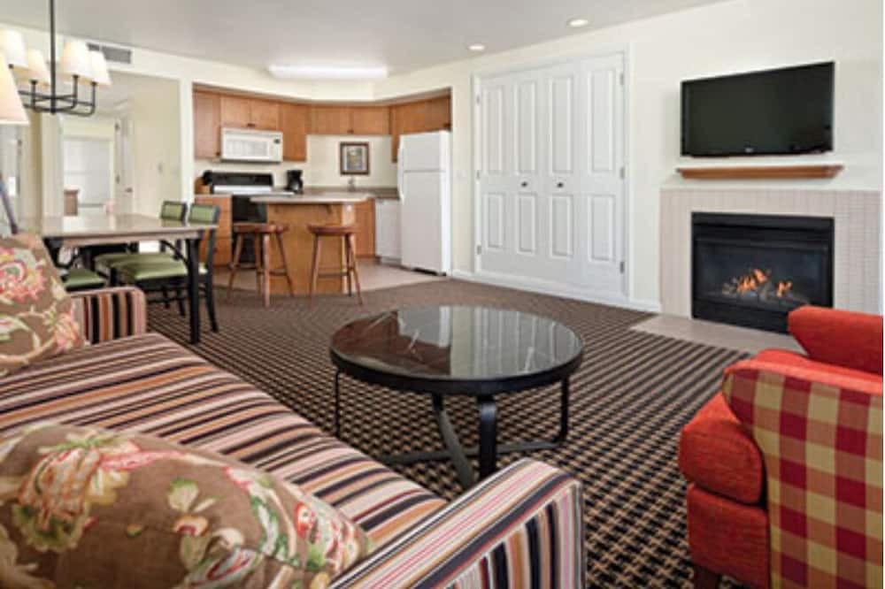 Photo of Livingroom in Angels Camp
