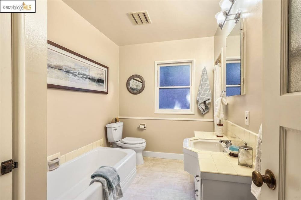 Photo of Bedroom in Merriewood