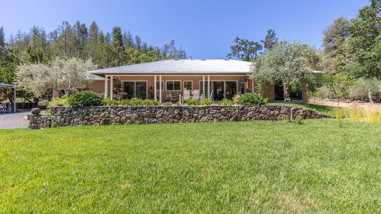Photo of Others in St. Helena