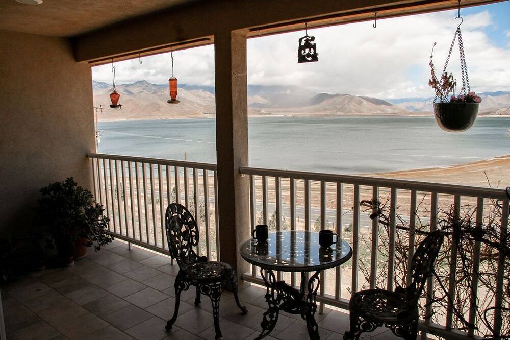 Photo of Patio Balcony in Lake Isabella