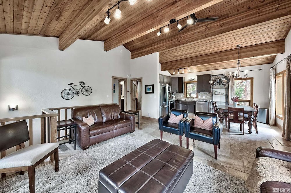 Photo of Livingroom in Incline Village