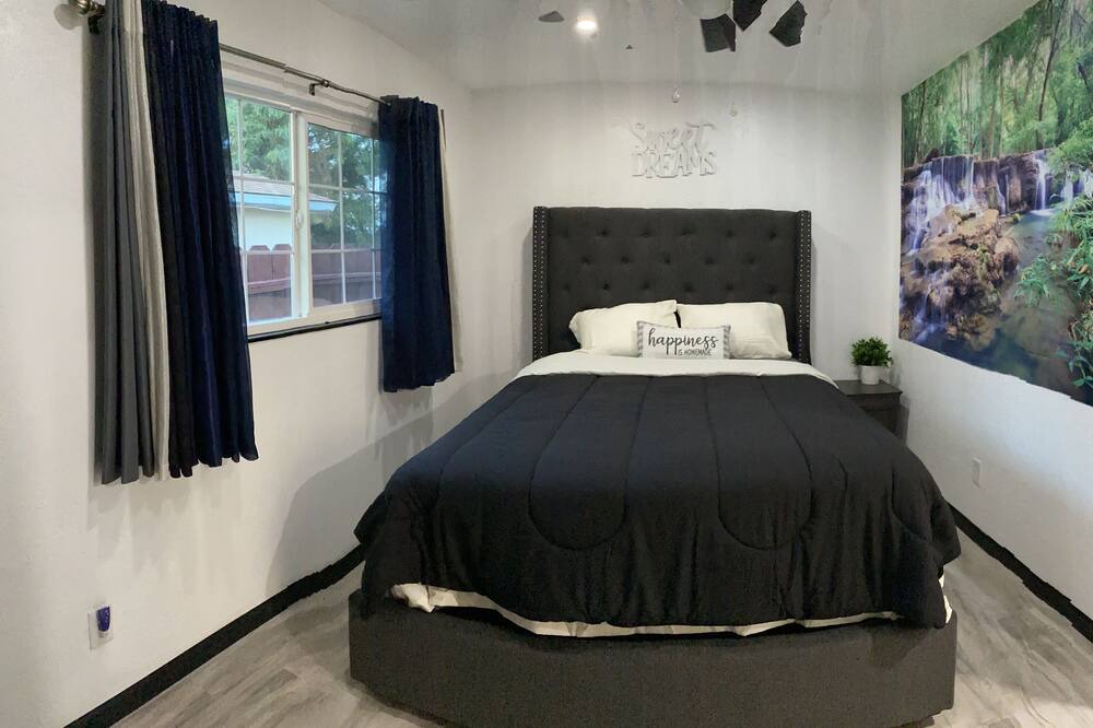 Photo of Bedroom in Atwater