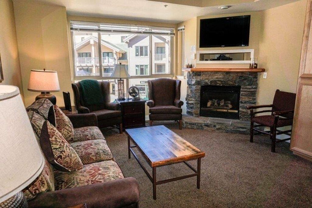 Photo of Livingroom in Kirkwood