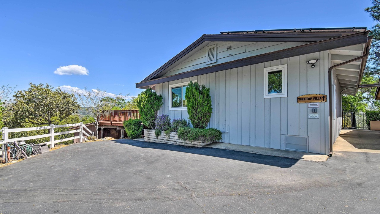Photo of Outdoor in Mariposa