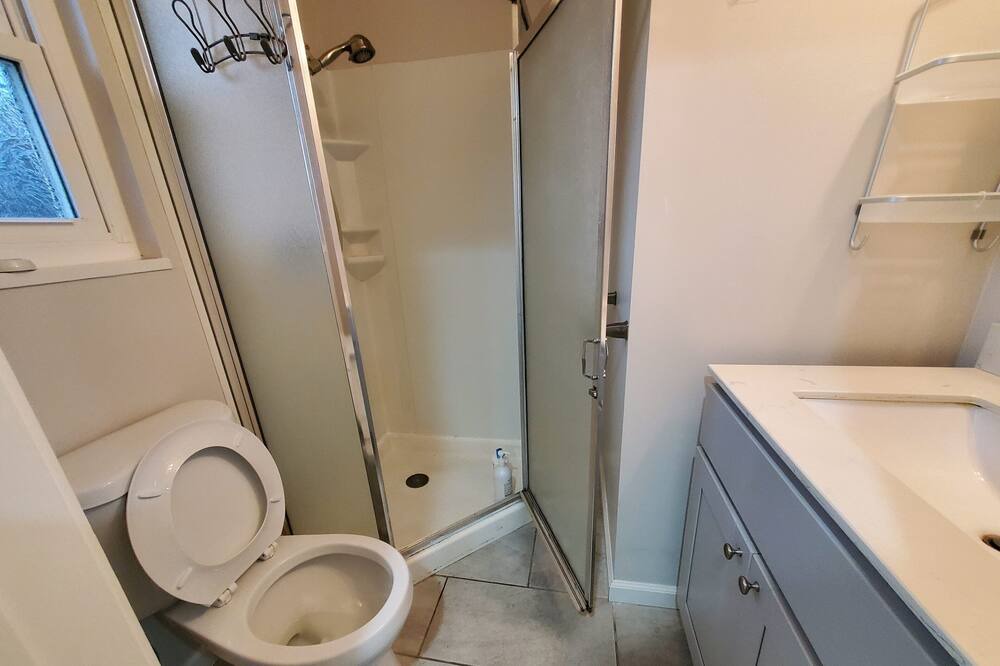 Photo of Bathroom in East San Mateo