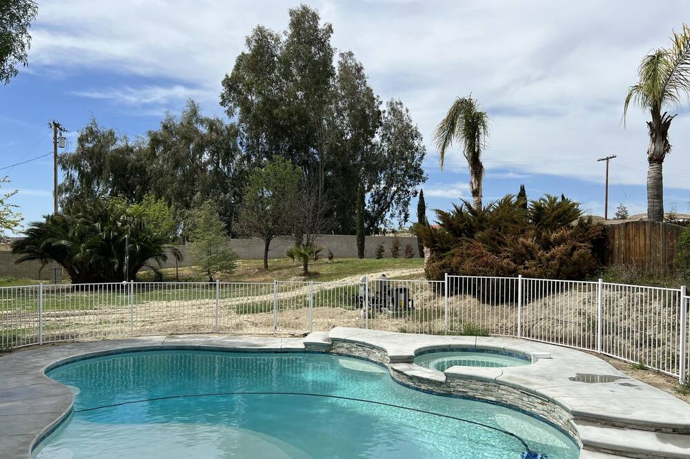 Photo of Outdoor in Bakersfield