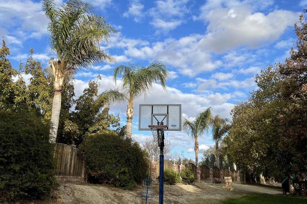 Photo of Others in Bakersfield