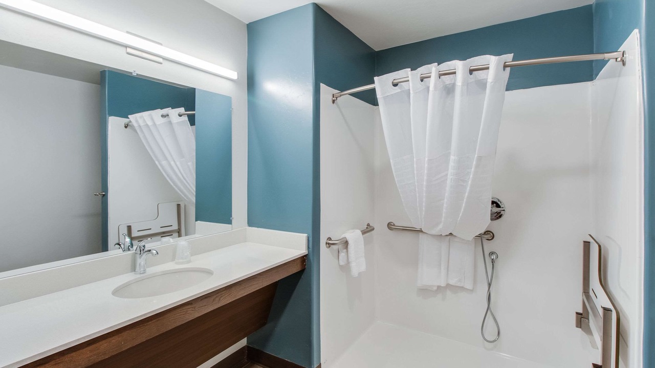 Photo of Bathroom in Greenacres