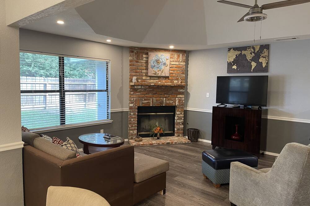 Photo of Livingroom in Fresno