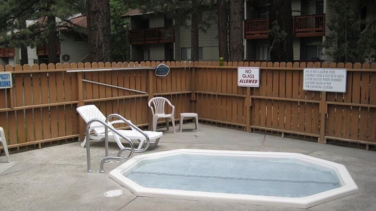 Photo of Outdoor in Mammoth Lakes