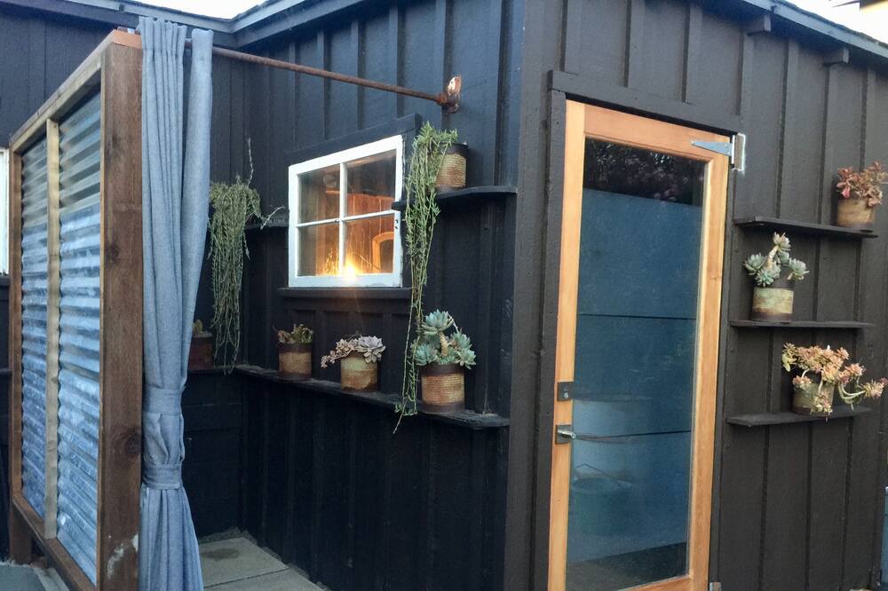 Photo of Outdoor in Park Hill