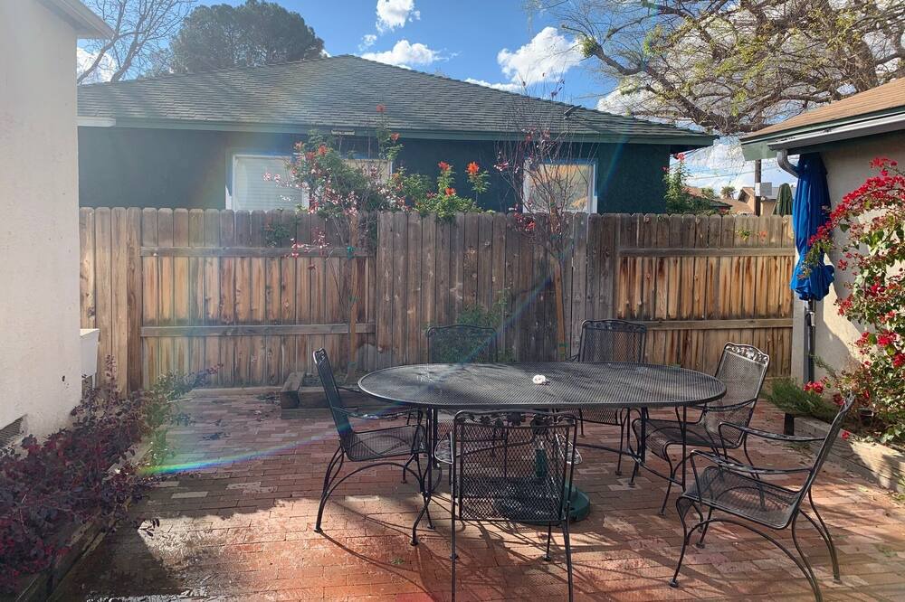 Photo of Patio Balcony in Riviera - Westchester