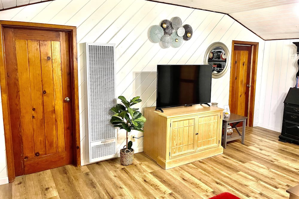 Photo of Bedroom in Dunlap