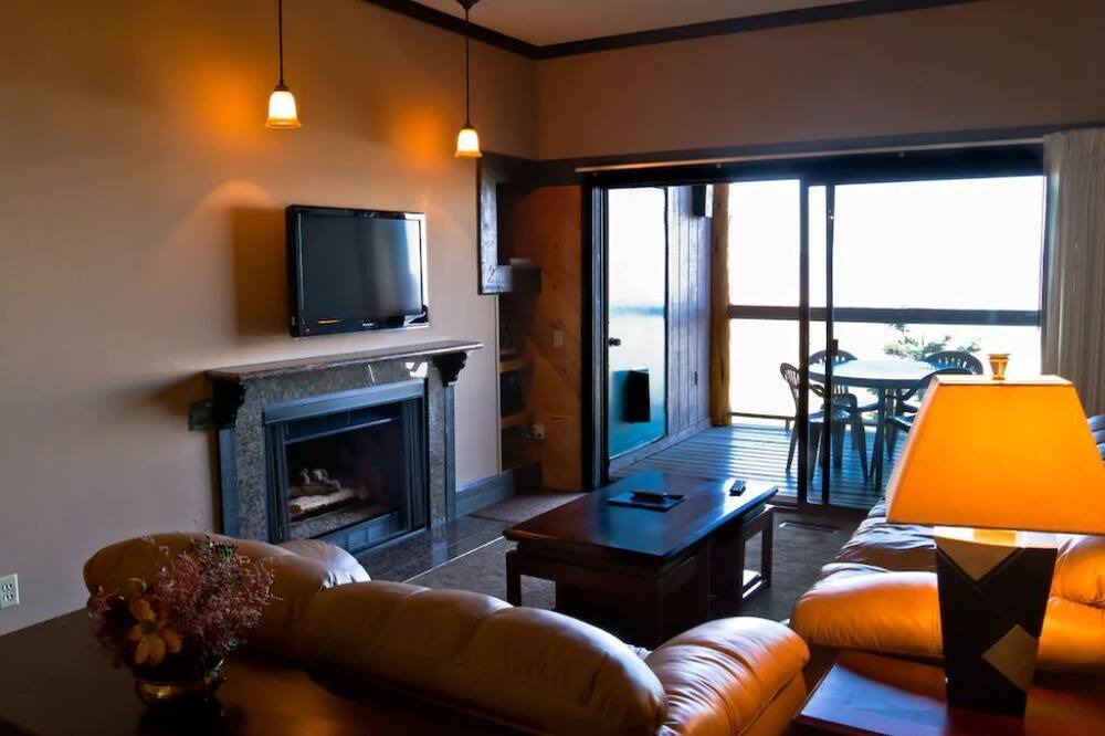 Photo of Livingroom in Tahoe Village