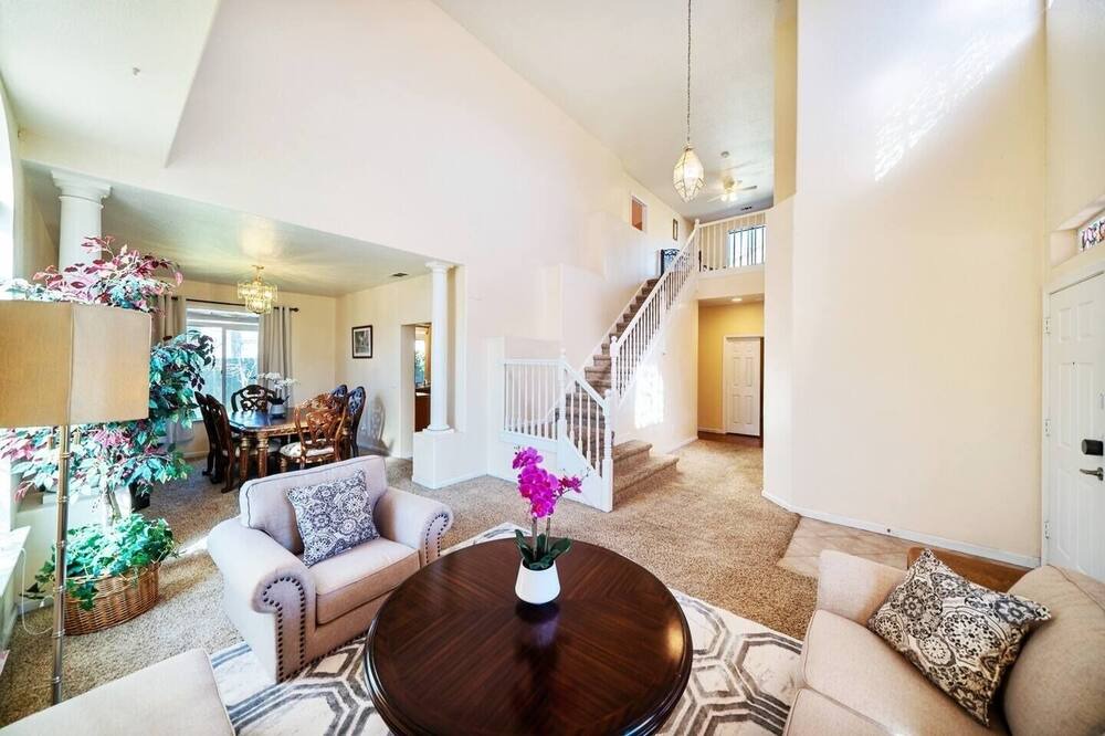 Photo of Livingroom in Stockton