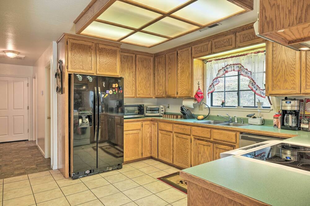 Photo of Kitchen in Tuolumne